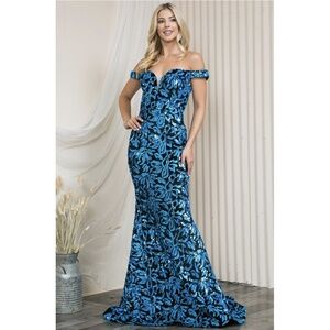 NWT Amelia Couture Sequin Print Off Shoulder Gown - size 6
